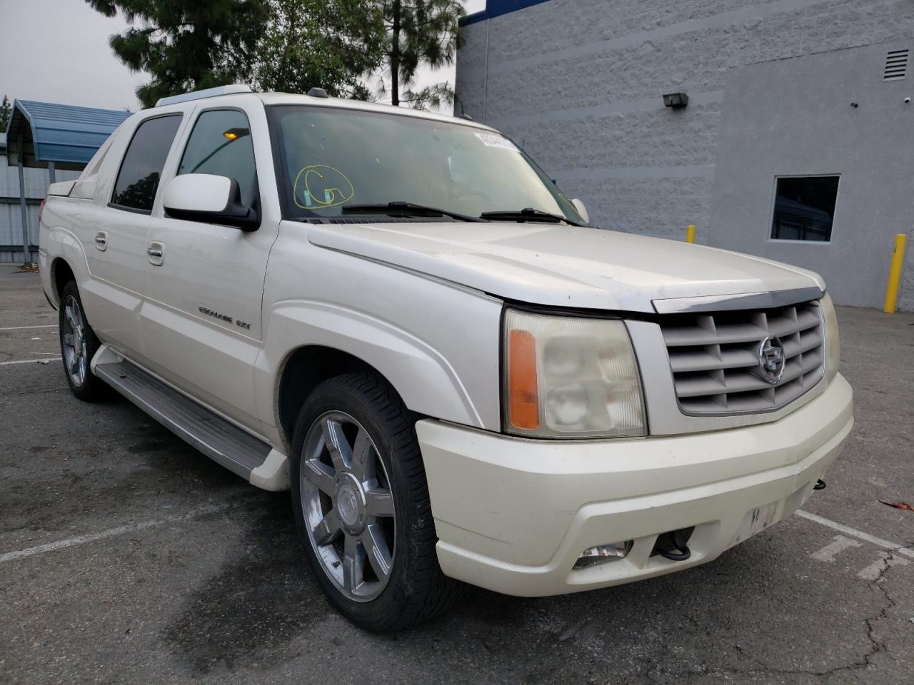 CADILLAC ESCALADE E 2005 with VIN 3GYEK62N55G177782 - Photo from auction