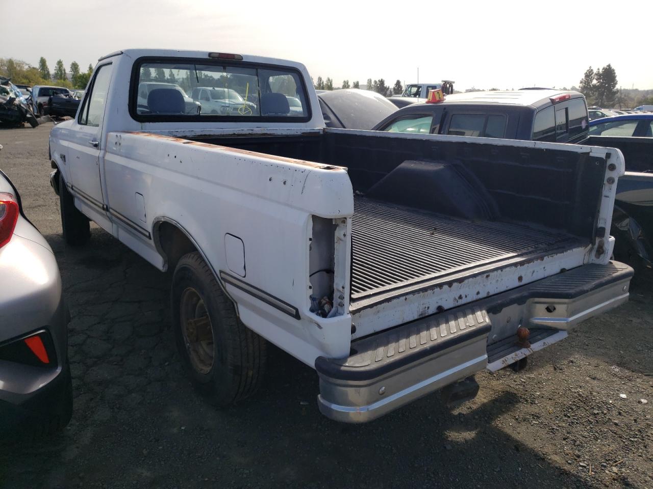 Photo 3 from auction – 1995 FORD F250 with VIN 2FTHF25F2SCA36925