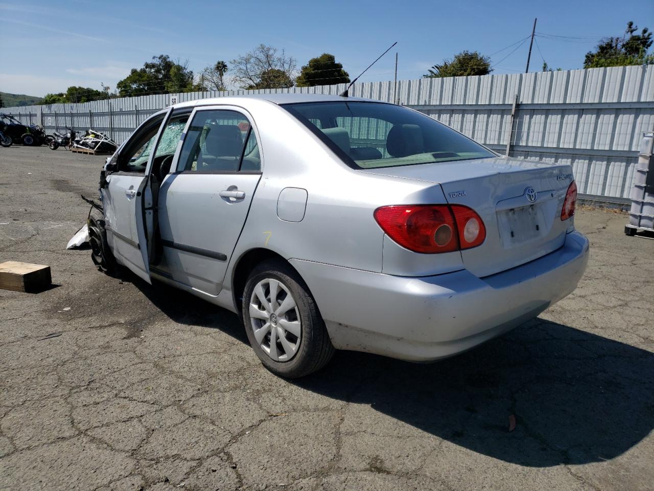 Photo 3 from auction – 2008 TOYOTA COROLLA CE with VIN 1NXBR32E98Z960720