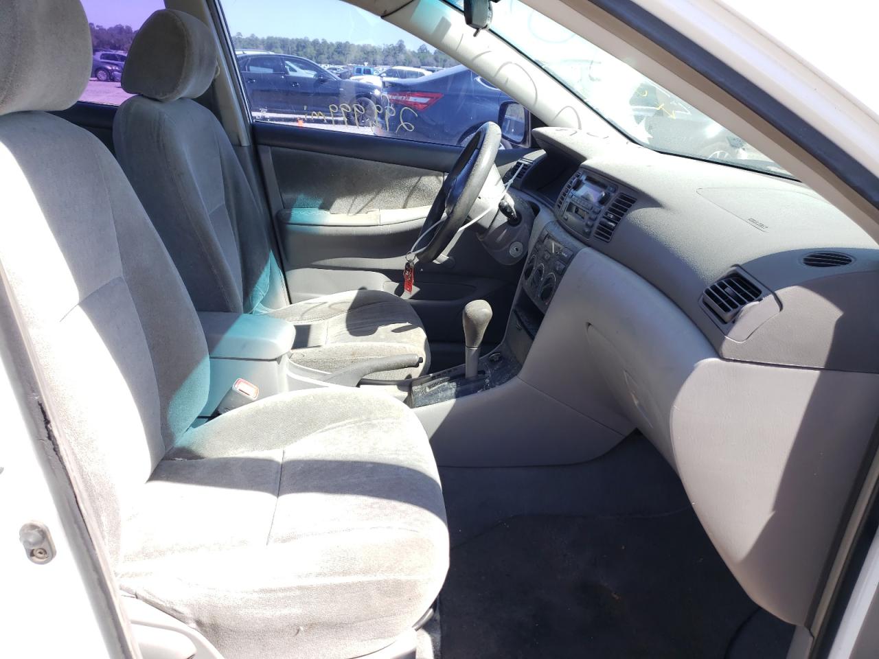 Photo 5 from auction – 2004 TOYOTA COROLLA CE with VIN 1NXBR32E34Z330251