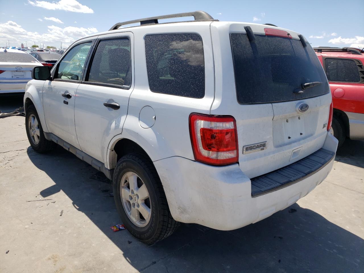 Photo 3 from auction – 2011 FORD ESCAPE XLT with VIN 1FMCU0DG0BKB99854