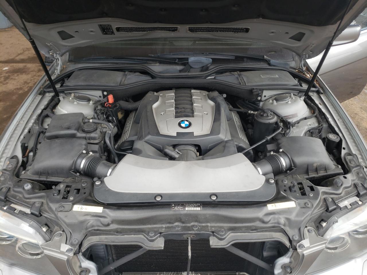 Фото 7 с аукциона – 2007 BMW 750 с VIN WBAHN83517DT71825