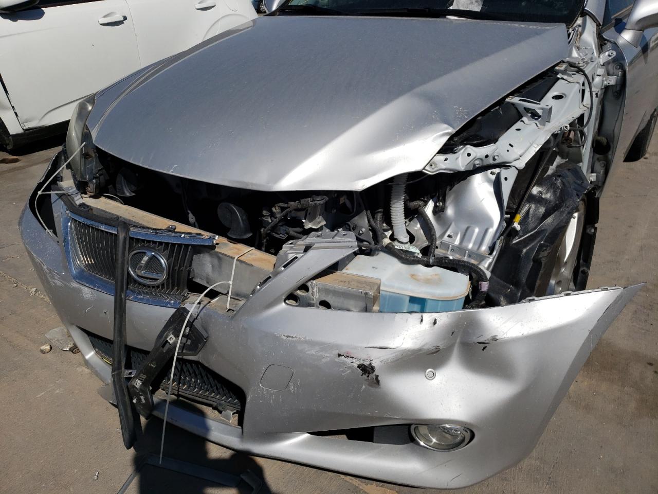 Photo 9 from auction – 2011 LEXUS IS 250 with VIN JTHFF2C27B2521188