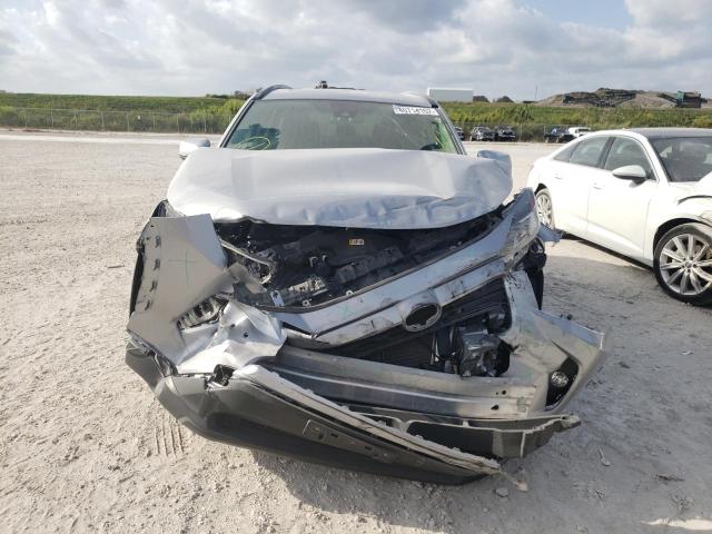 Photo 9 from auction – 2019 TOYOTA RAV4 XLE with VIN JTMP1RFV3KD504928