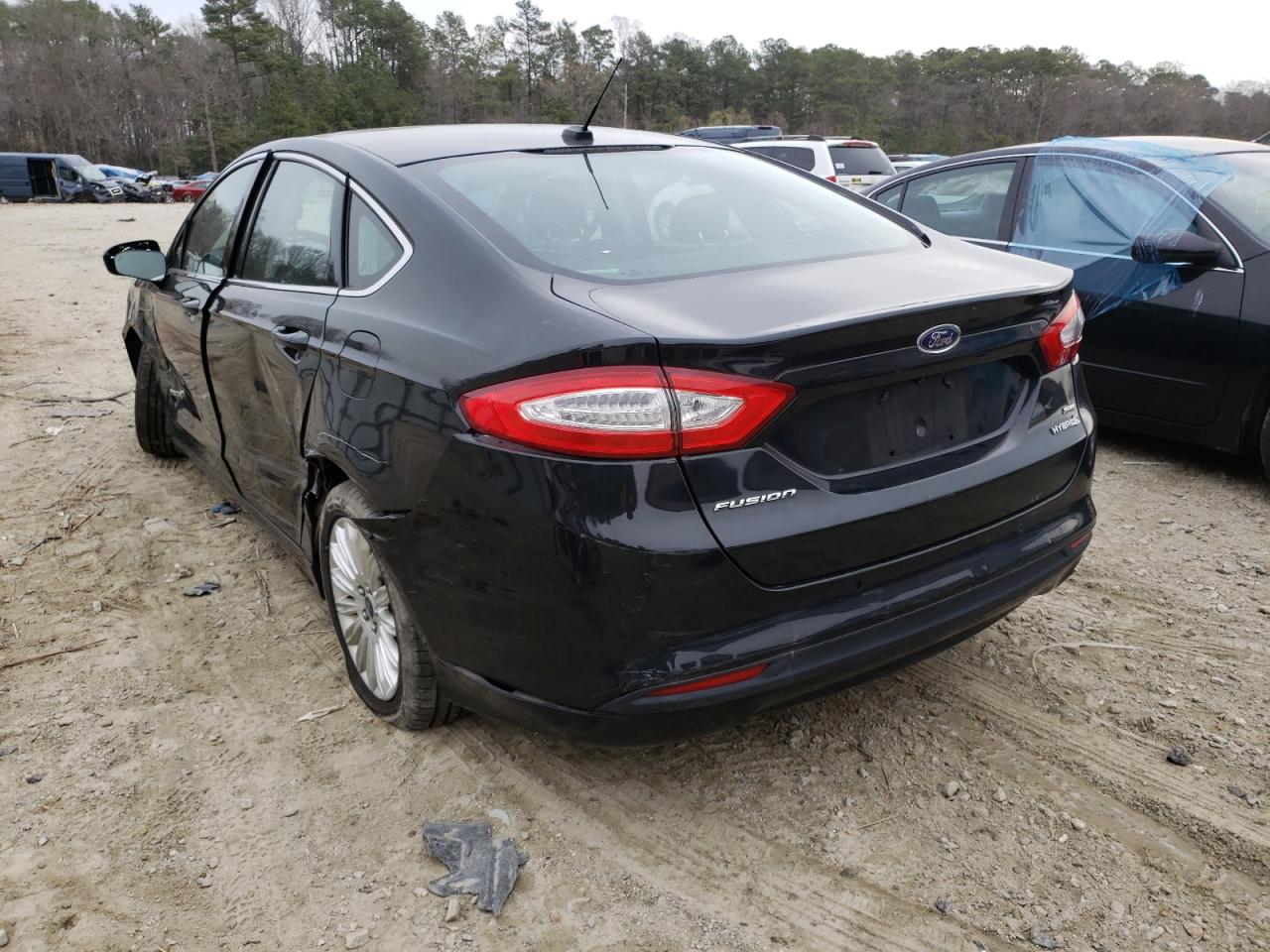 Photo 3 from auction – 2013 FORD FUSION SE with VIN 3FA6P0LU6DR288381