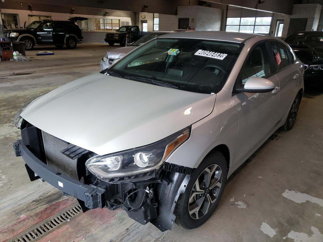 Photo 2 from auction – 2020 KIA FORTE FE with VIN 3KPF24AD3LE205837