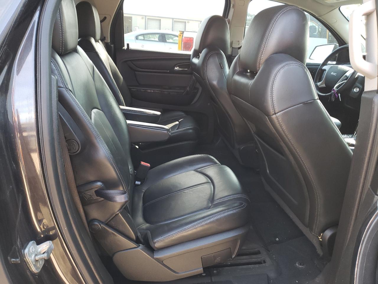 Photo 6 from auction – 2015 GMC ACADIA SLT with VIN 1GKKRRKD4FJ345848