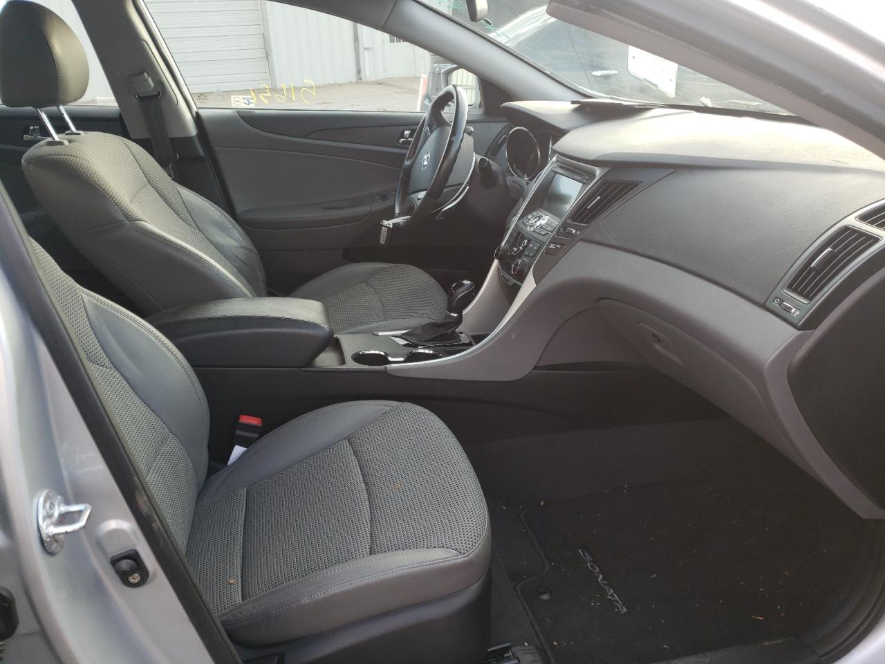 Zdjęcie 5 z aukcji – 2011 HYUNDAI SONATA SE z VIN 5NPEC4AB4BH202155