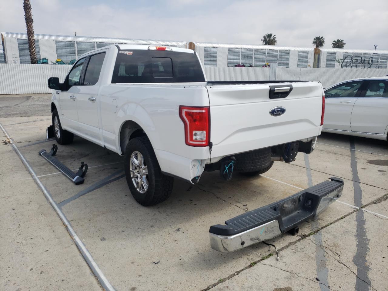 Photo 3 from auction – 2017 FORD F150 SUPER with VIN 1FTEW1CG0HFB22370