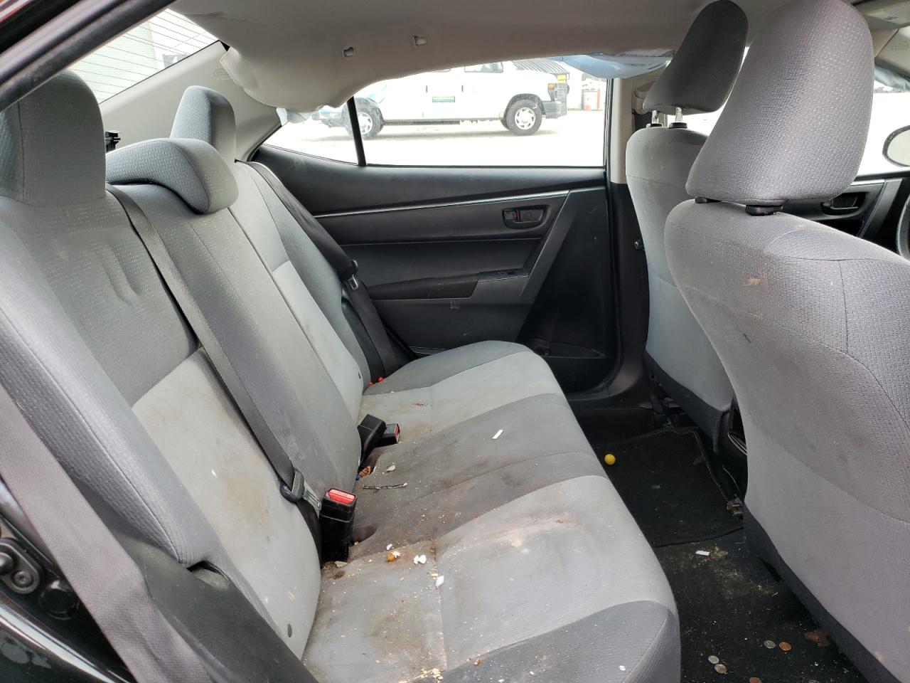 Photo 6 from auction – 2015 TOYOTA COROLLA L with VIN 5YFBURHE9FP273132