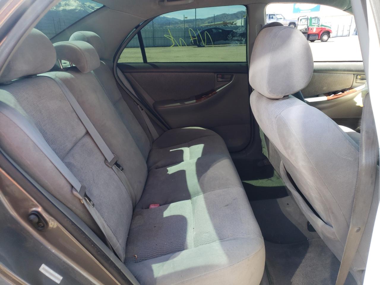 Photo 6 from auction – 2005 TOYOTA COROLLA CE with VIN 1NXBR32E25Z399515