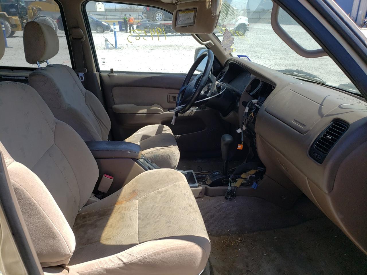 Photo 5 from auction – 2001 TOYOTA 4RUNNER SR with VIN JT3GN86R210197912