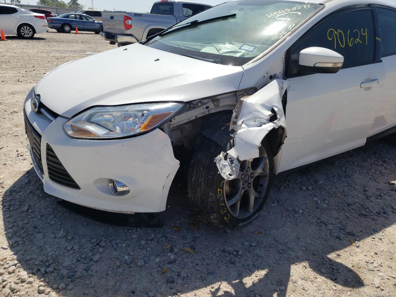 Photo 9 from auction – 2013 FORD FOCUS SE with VIN 1FADP3F28DL381212