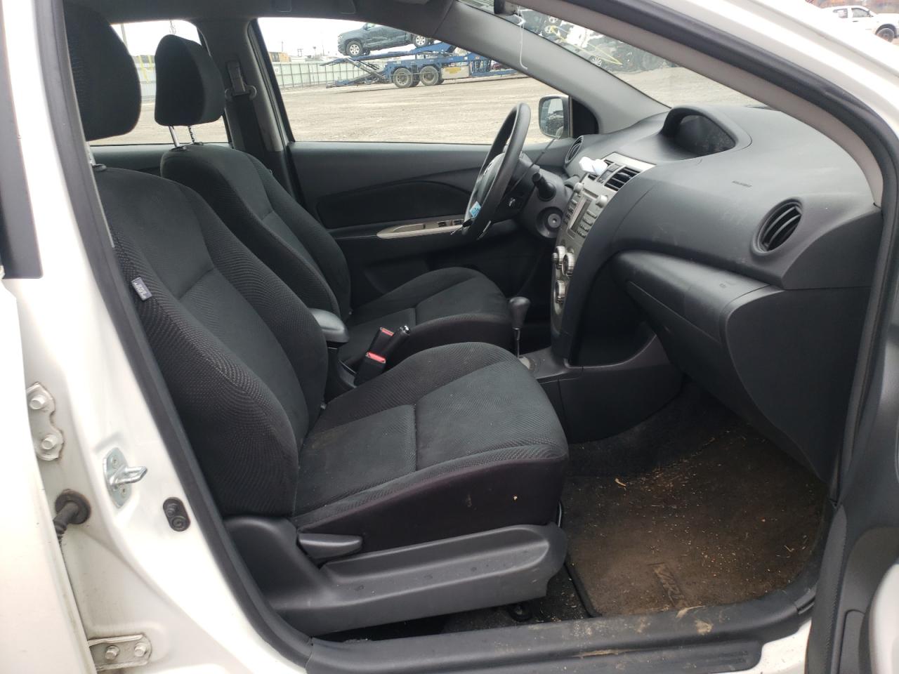 Photo 5 from auction – 2009 TOYOTA YARIS with VIN JTDBT903991315840
