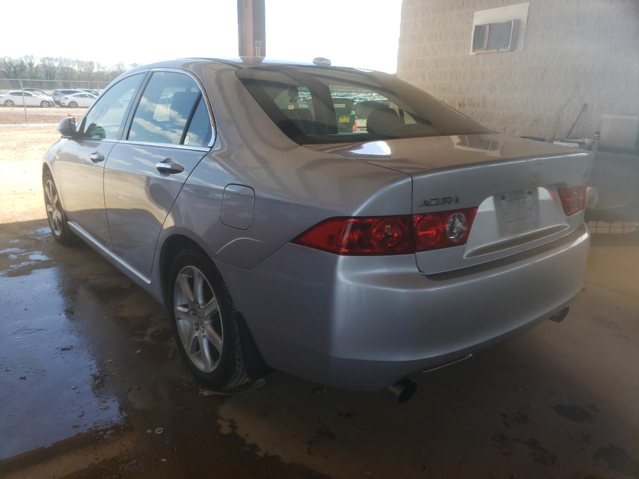 Photo 3 from auction – 2005 ACURA TSX with VIN JH4CL96805C024549