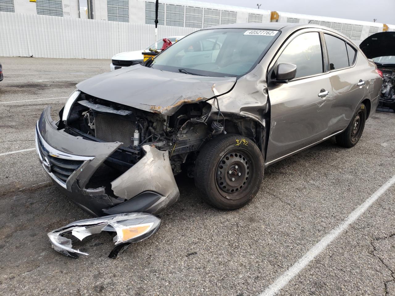 Photo 2 from auction – 2017 NISSAN VERSA S with VIN 3N1CN7AP5HK404535