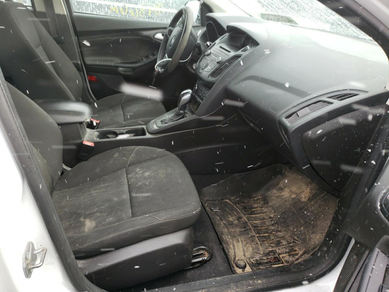 Photo 6 from auction – 2015 FORD FOCUS SE with VIN 1FADP3F2XFL312492