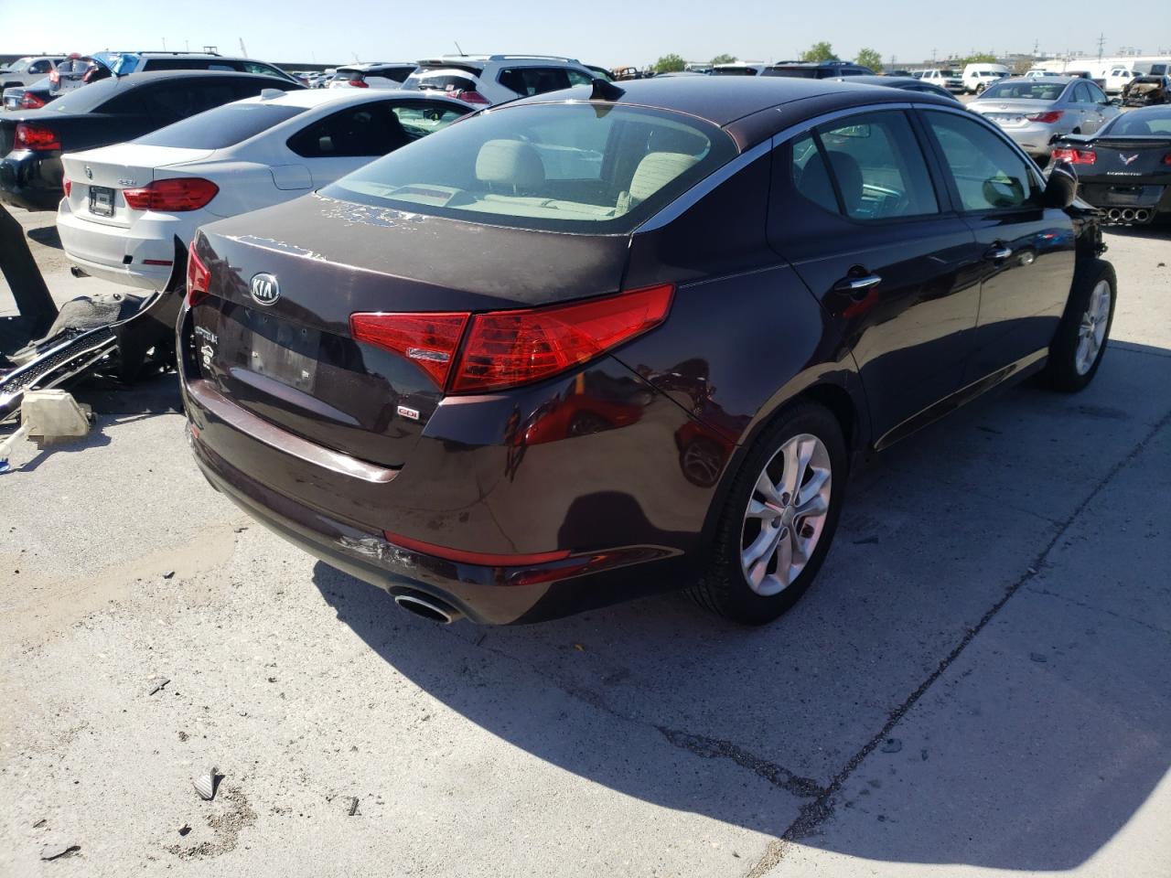 Photo 4 from auction – 2013 KIA OPTIMA LX with VIN 5XXGM4A70DG094679