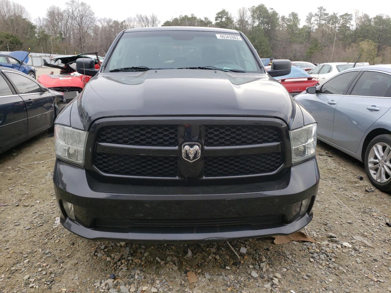 Photo 9 from auction – 2015 RAM 1500 ST with VIN 1C6RR6FT4FS567379