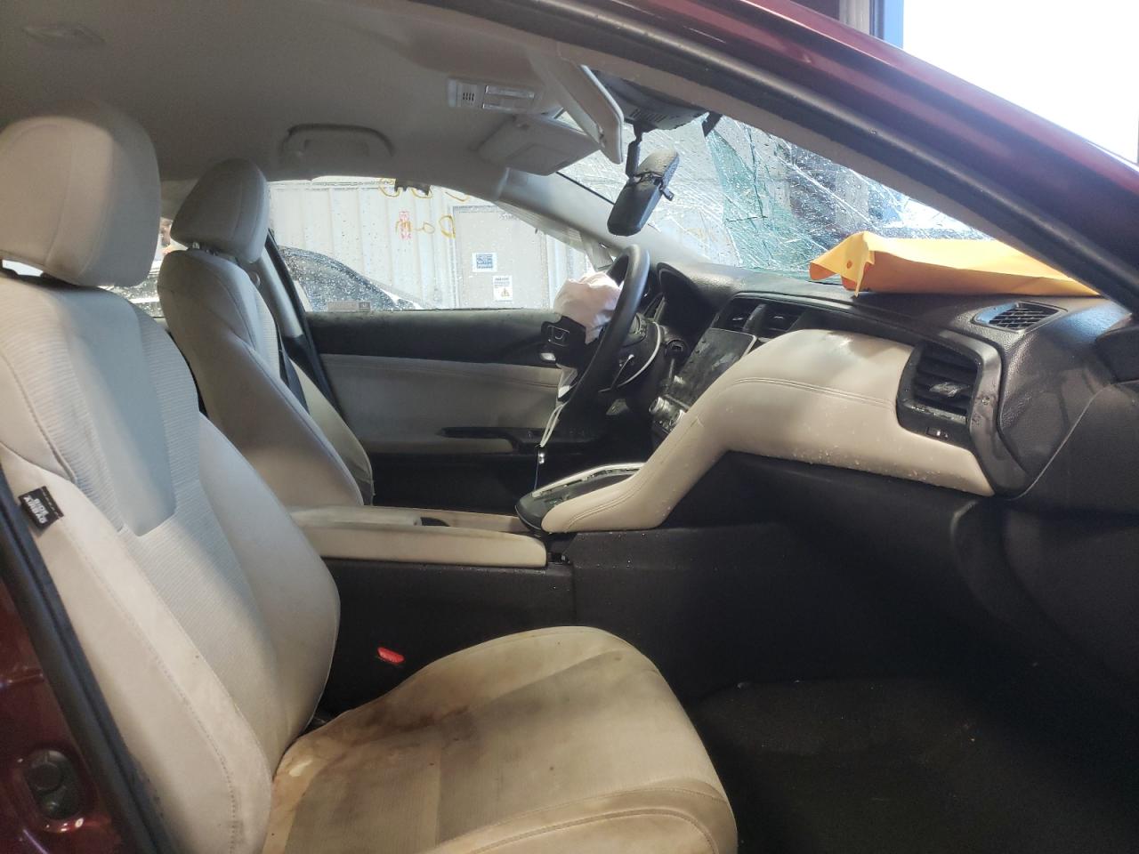 Photo 5 from auction – 2019 HONDA INSIGHT EX with VIN 19XZE4F56KE030231
