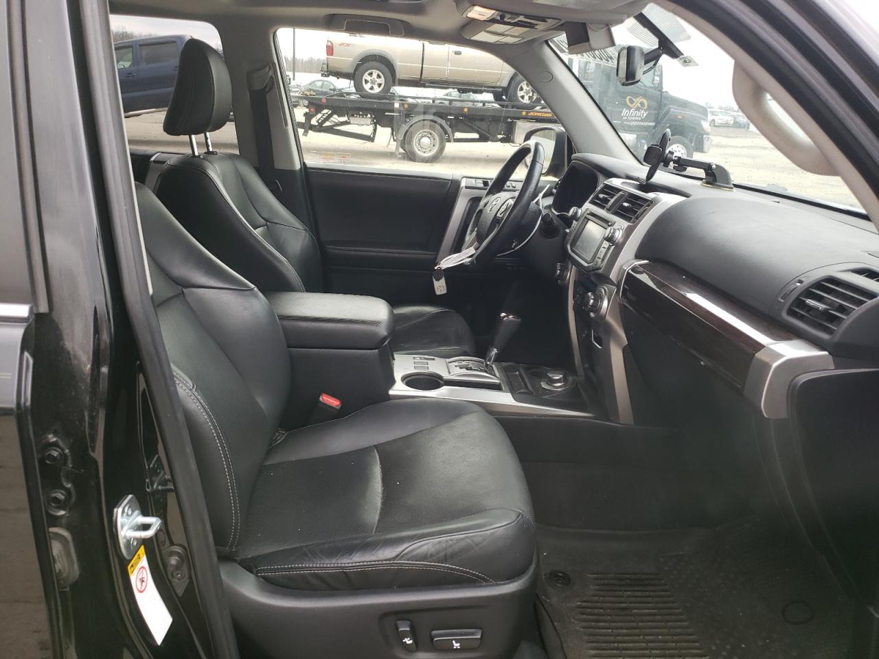 Photo 5 from auction – 2017 TOYOTA 4RUNNER SR with VIN JTEBU5JR0H5430497