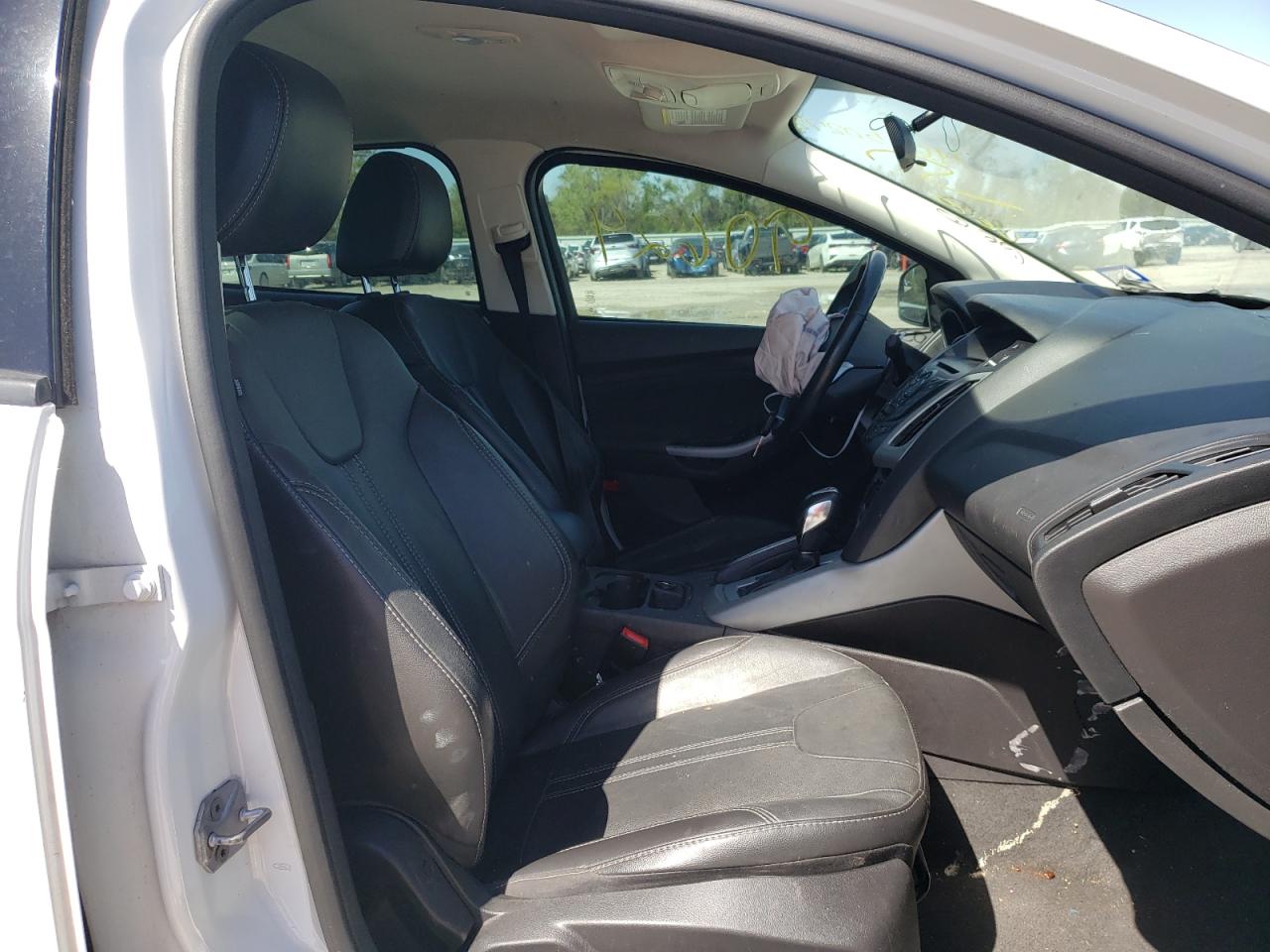 صورة رقم 5 من المزاد - 2013 FORD FOCUS SE مع VIN 1FADP3F28DL381212