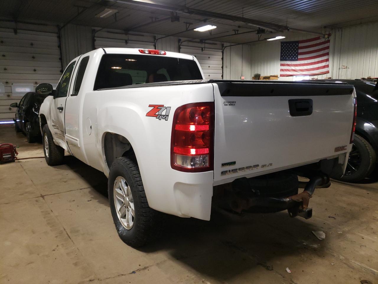 Photo 3 from auction – 2012 GMC SIERRA K15 with VIN 1GTR2VE71CZ200907