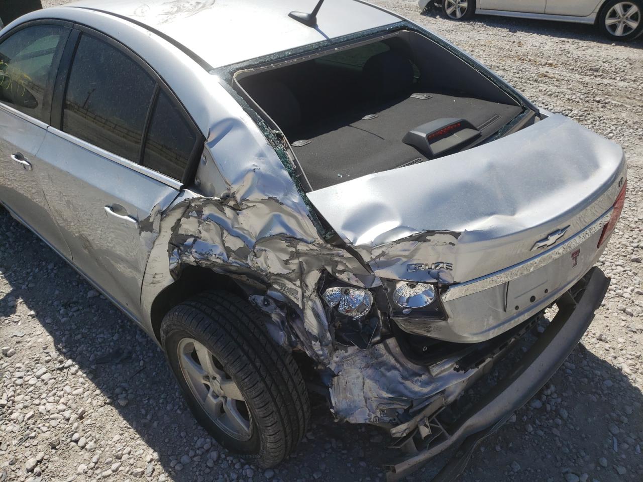 Photo 9 from auction – 2014 CHEVROLET CRUZE LT with VIN 1G1PC5SB5E7102483