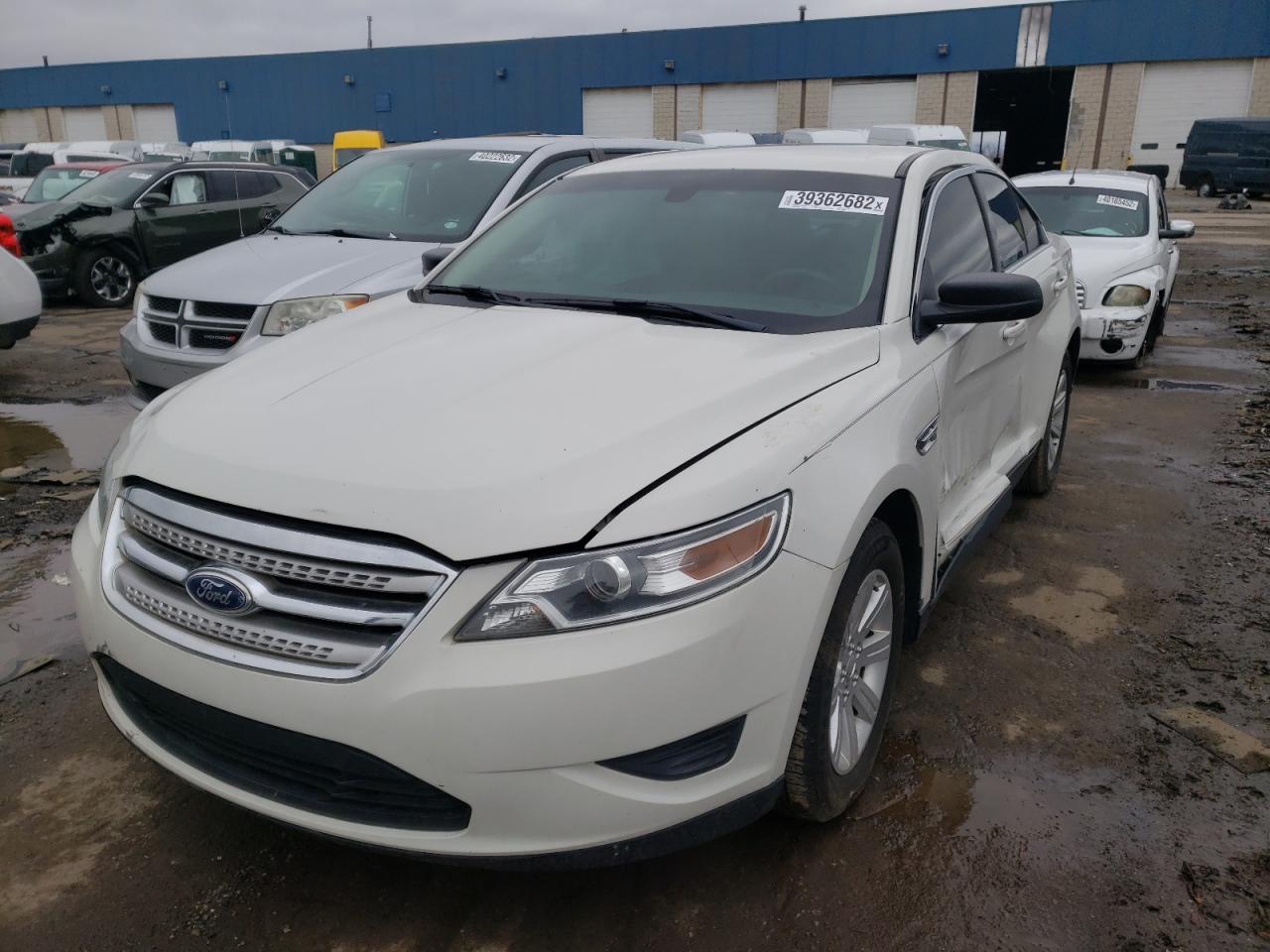 Photo 2 from auction – 2012 FORD TAURUS SE with VIN 1FAHP2DW1CG135949