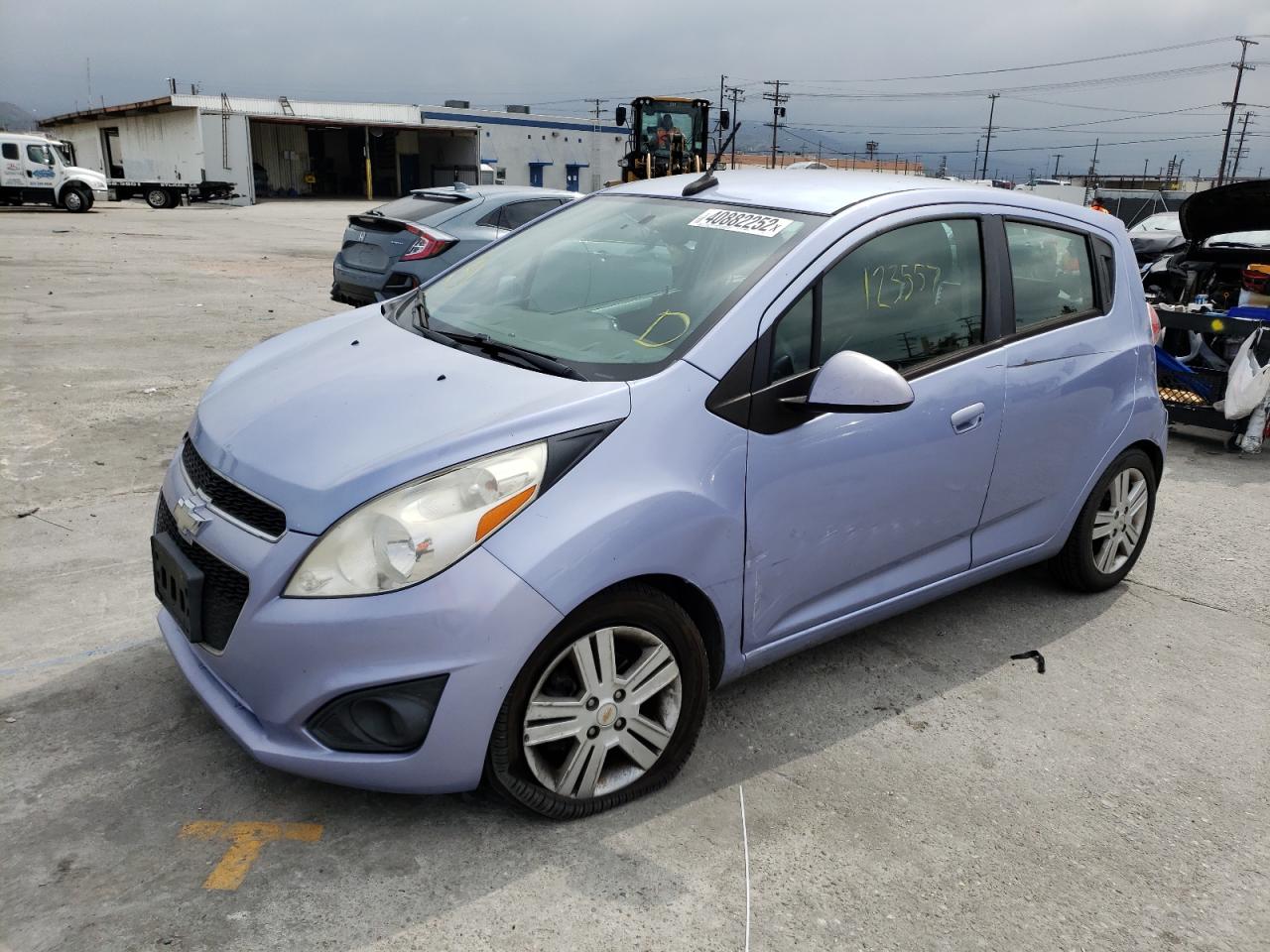 Photo 2 from auction – 2014 CHEVROLET SPARK LS with VIN KL8CB6S90EC475572