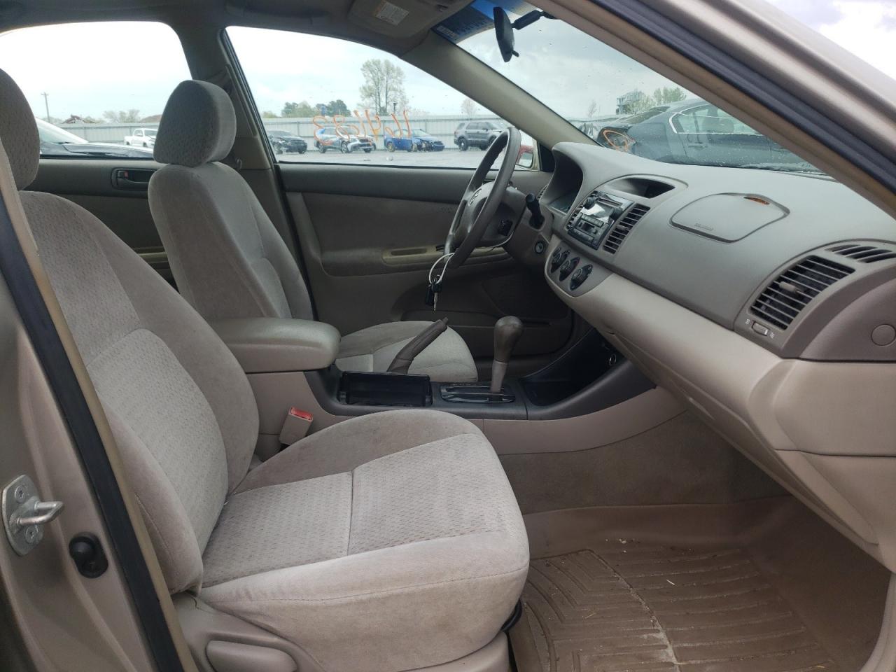 Photo 5 from auction – 2003 TOYOTA CAMRY LE with VIN 4T1BE32K13U732530