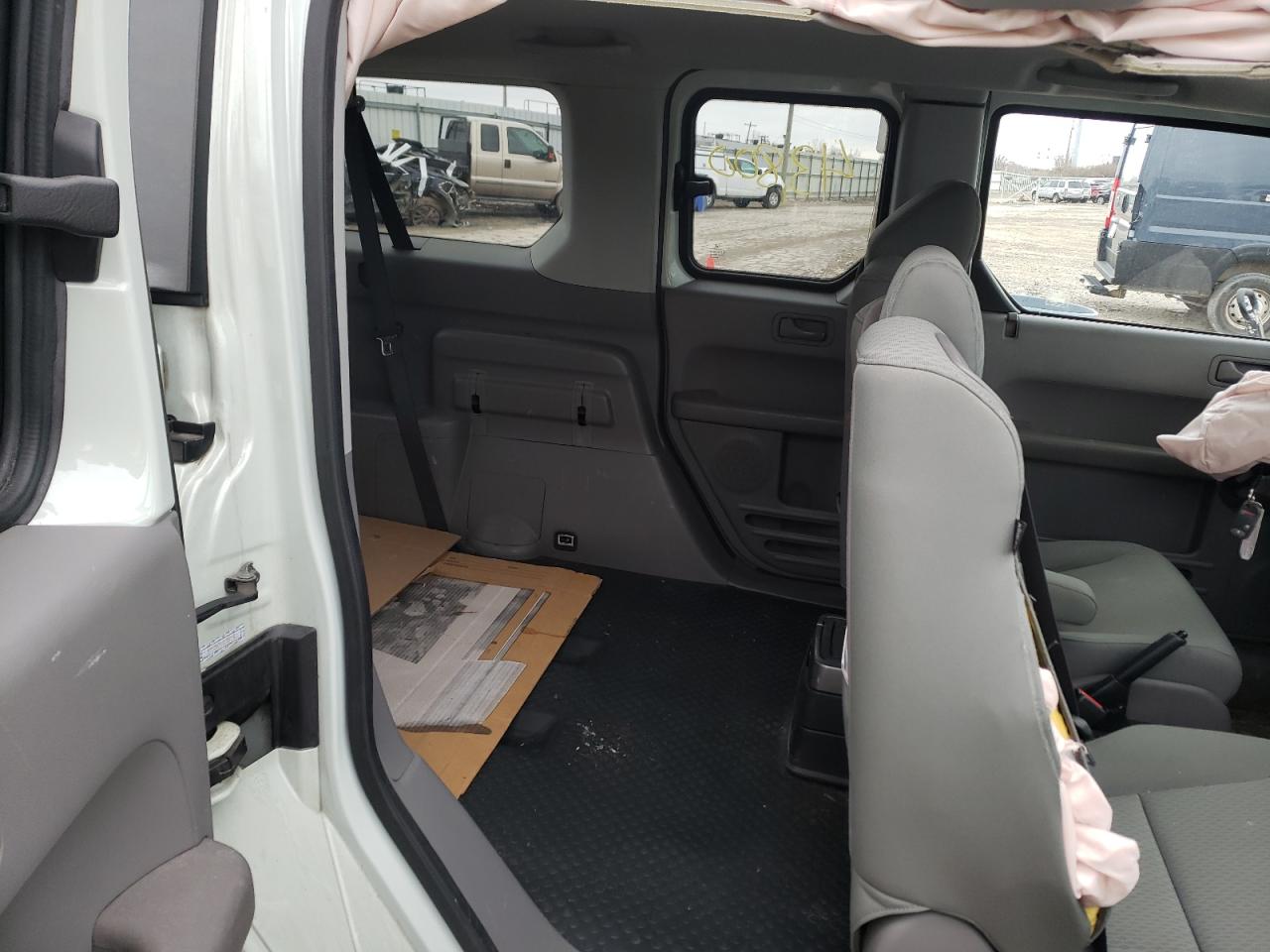 Photo 6 from auction – 2011 HONDA ELEMENT EX with VIN 5J6YH2H74BL001964