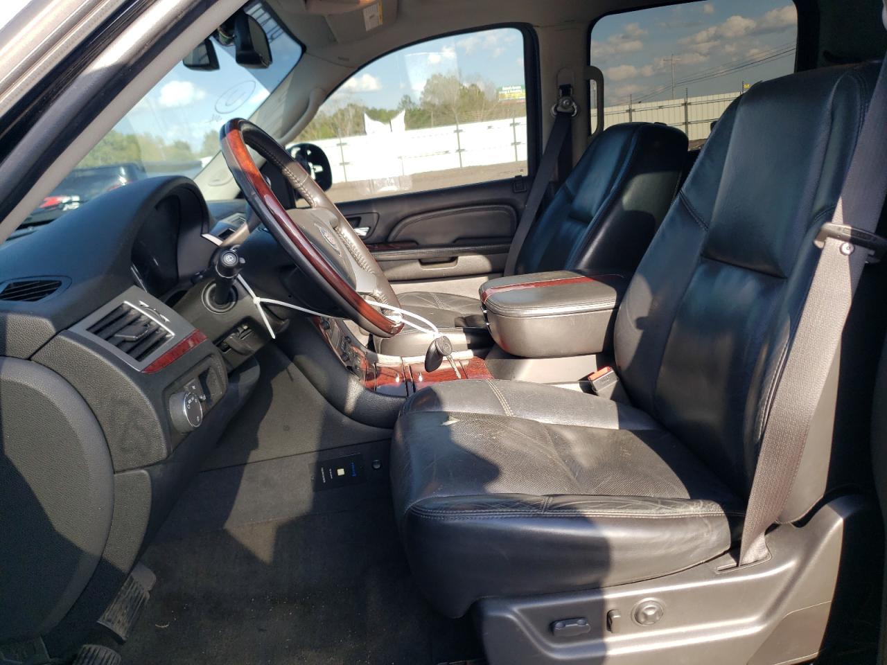 Photo 5 from auction – 2007 CADILLAC ESCALADE E with VIN 1GYFK66817R270990