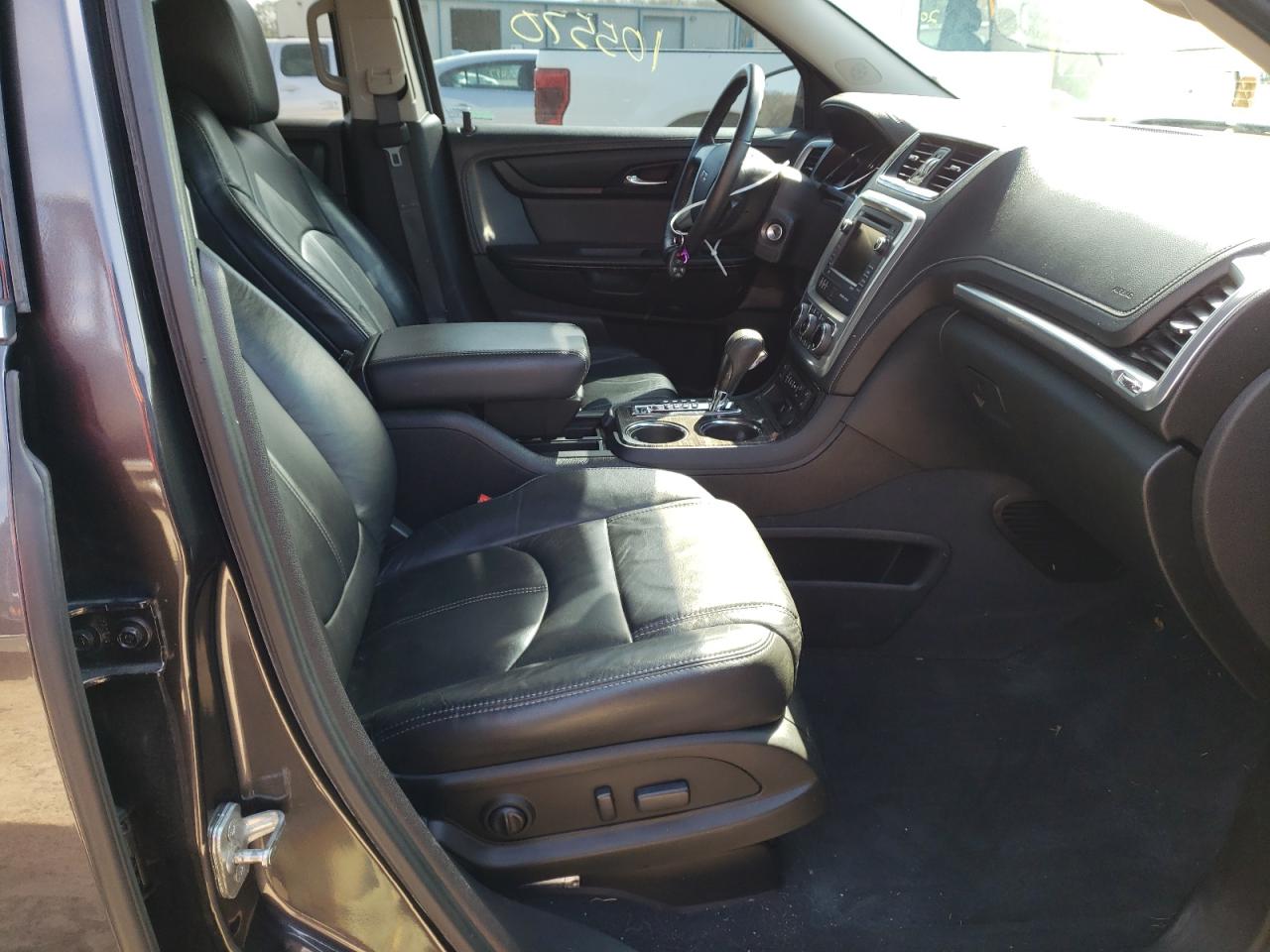 Photo 5 from auction – 2015 GMC ACADIA SLT with VIN 1GKKRRKD4FJ345848