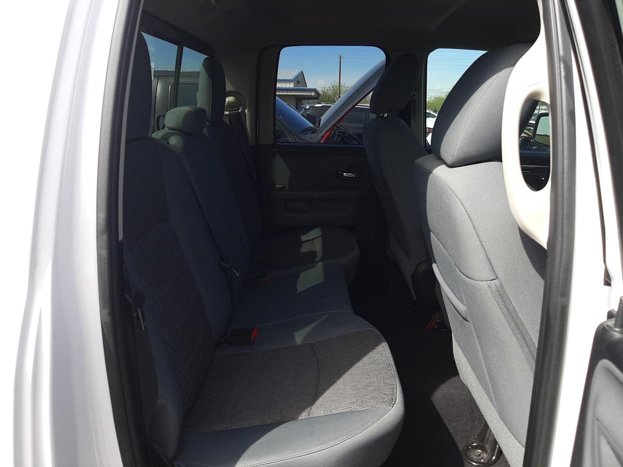 Photo 6 from auction – 2016 RAM 1500 SLT with VIN 1C6RR6GG4GS223800