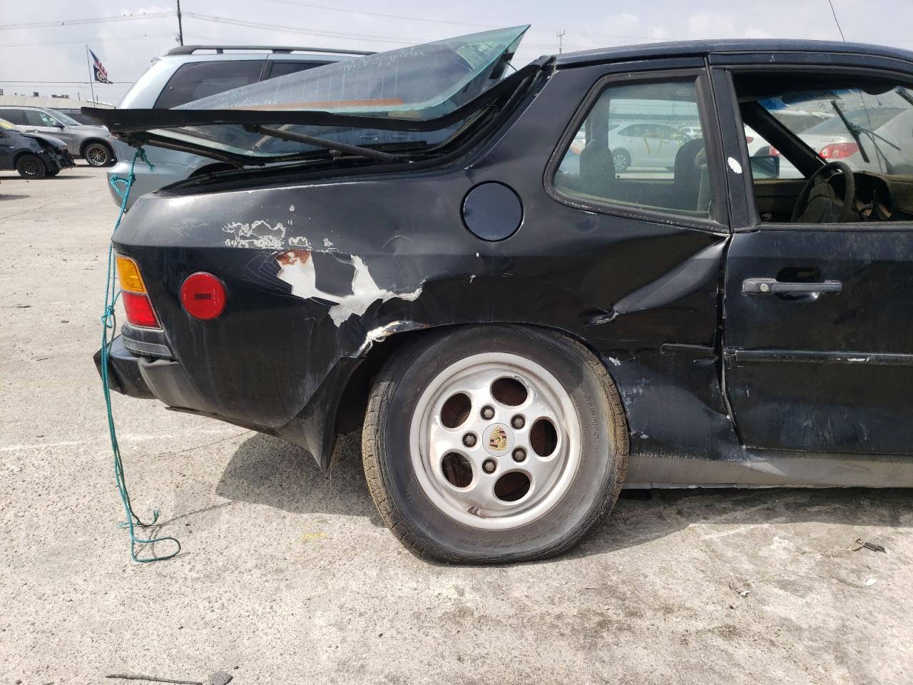 Photo 9 from auction – 1988 PORSCHE 924 S with VIN WP0AA0926JN450178