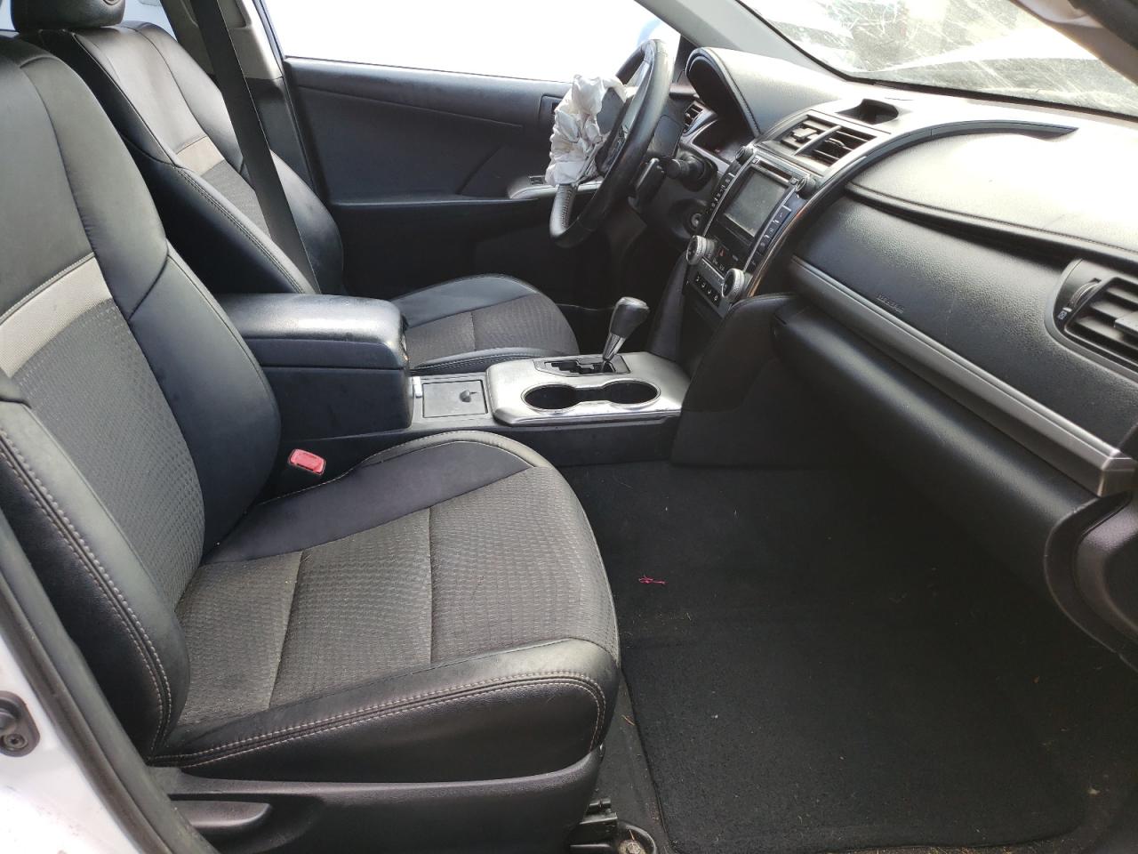 Photo 5 from auction – 2013 TOYOTA CAMRY L with VIN 4T1BF1FKXDU259711