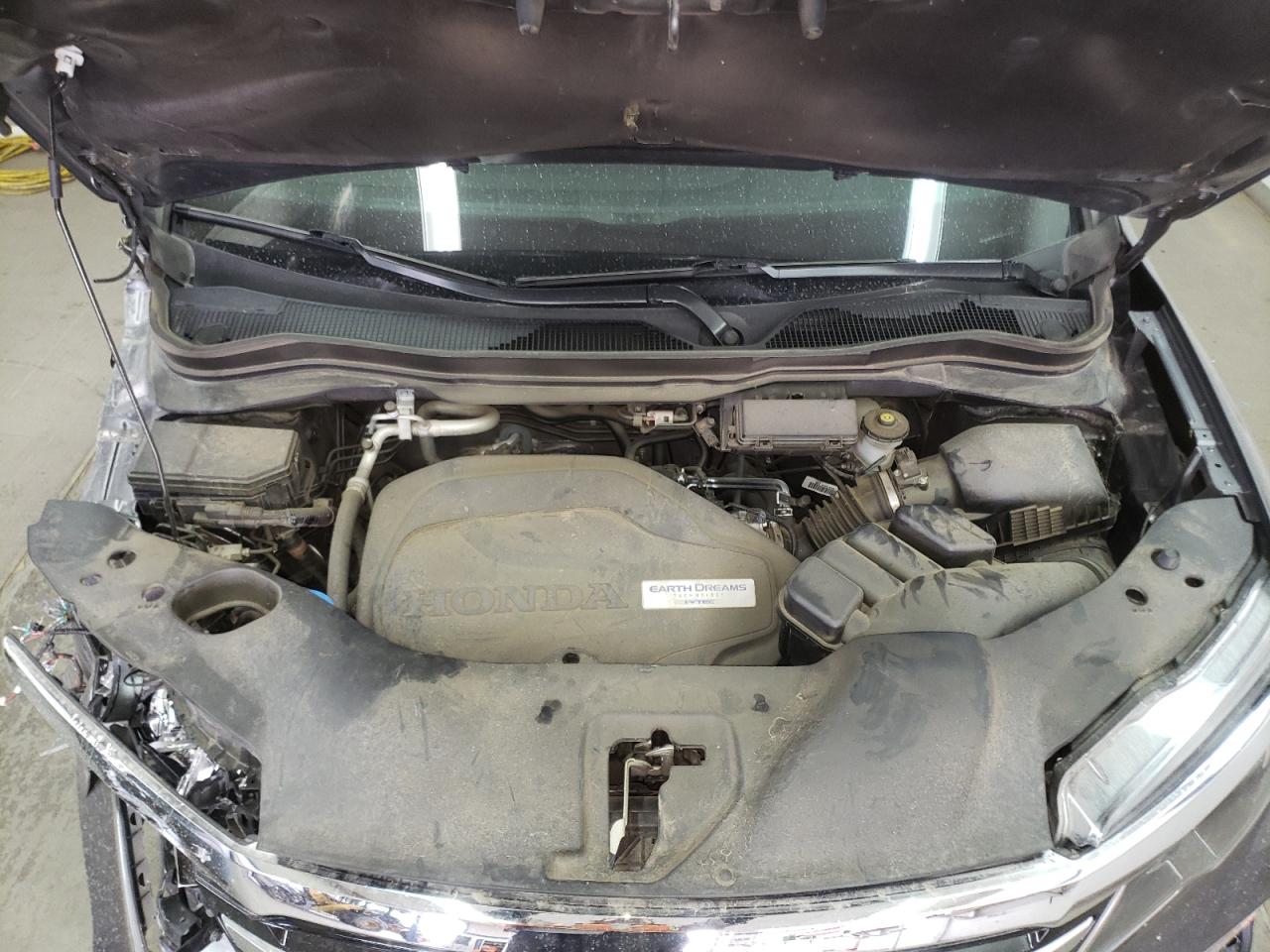 Photo 7 from auction – 2016 HONDA PILOT ELIT with VIN 5FNYF6H06GB044010