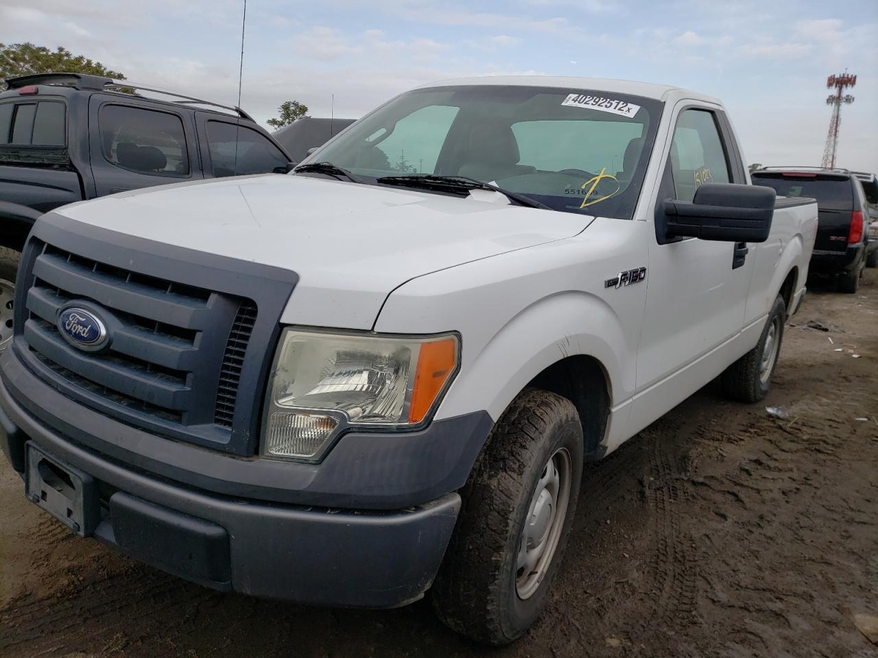 Photo 2 from auction – 2010 FORD F150 with VIN 1FTMF1CW7AFC57788