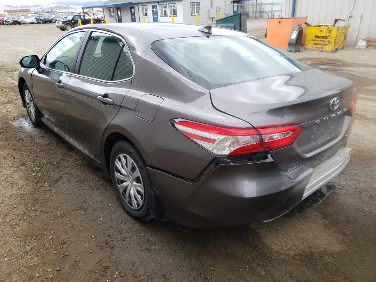 Photo 3 from auction – 2020 TOYOTA CAMRY LE with VIN 4T1C31AK6LU519296