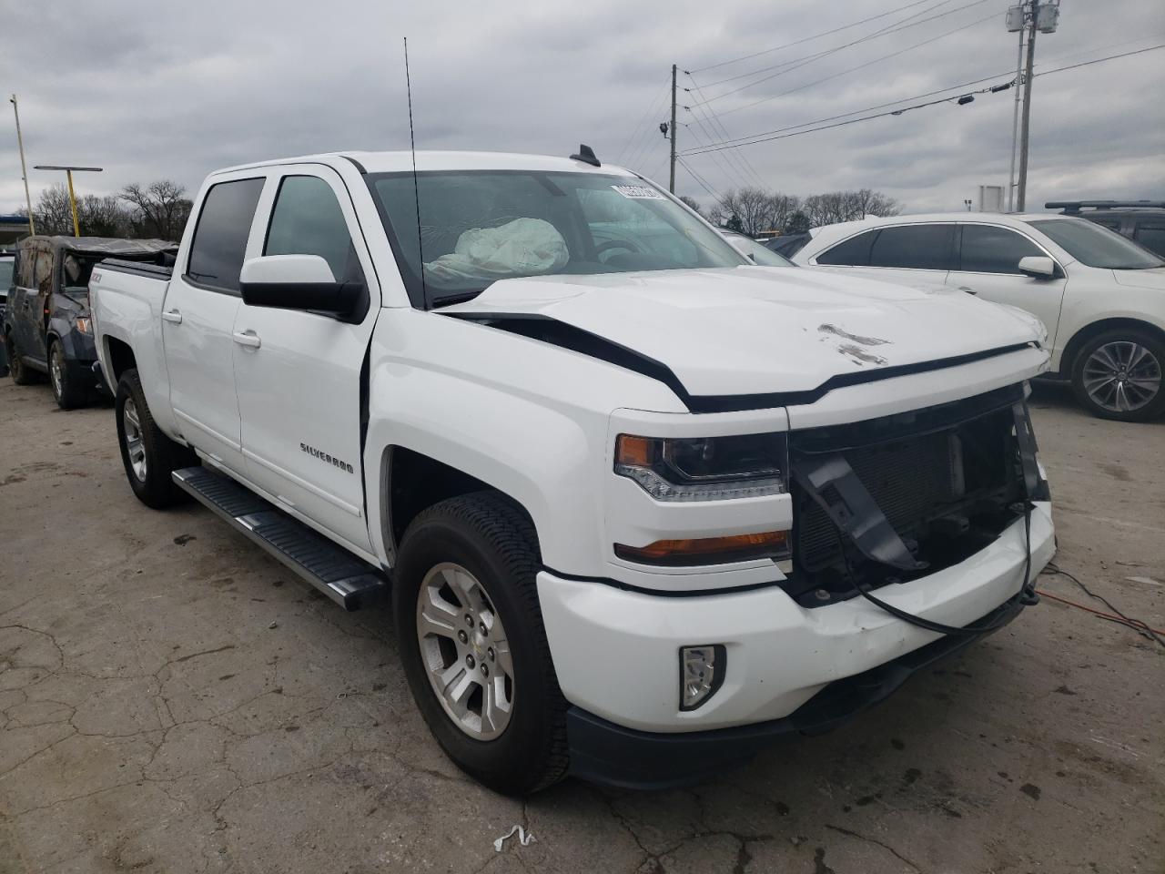 CHEVROLET SILVERADO 2016 with VIN 3GCUKREC0GG306267 - Photo from auction