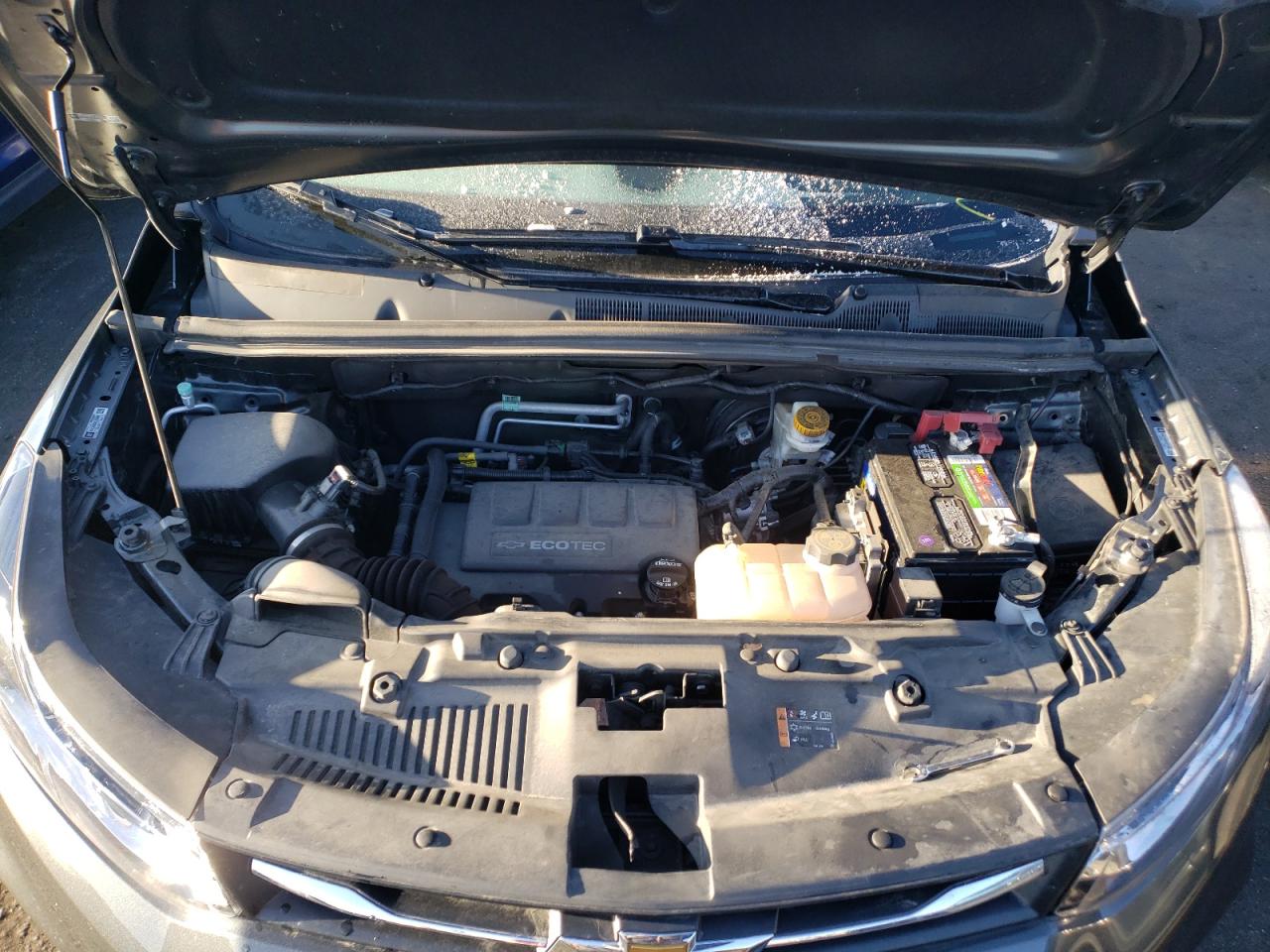 Photo 7 from auction – 2019 CHEVROLET TRAX LS with VIN 3GNCJKSB3KL374409