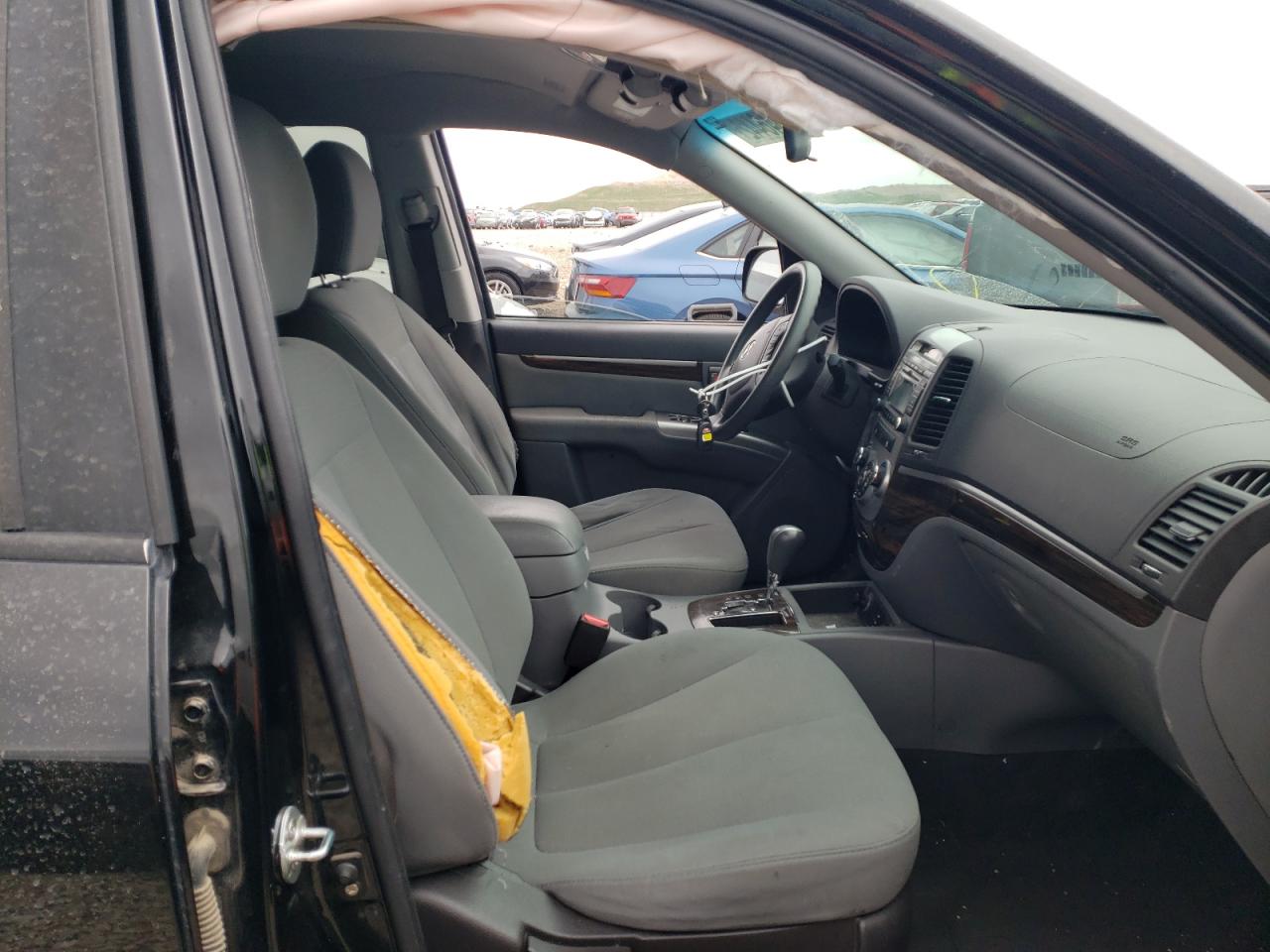 Photo 5 from auction – 2010 HYUNDAI SANTA FE G with VIN 5NMSG3ABXAH384473