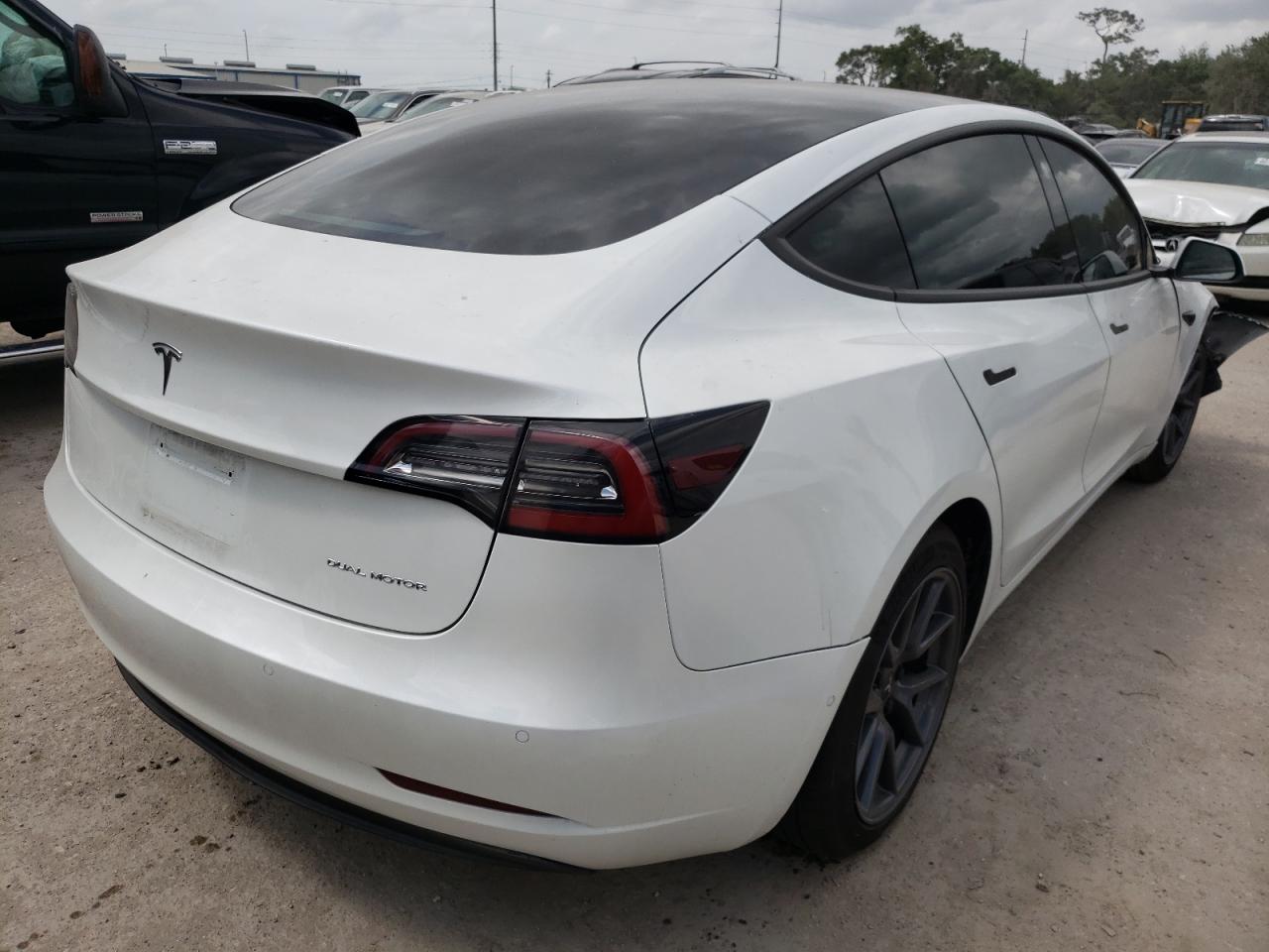 Photo 4 from auction – 2022 TESLA MODEL 3 with VIN 5YJ3E1EBXNF159096