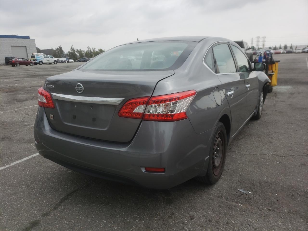 Photo 4 from auction – 2015 NISSAN SENTRA S with VIN 3N1AB7AP6FY282990