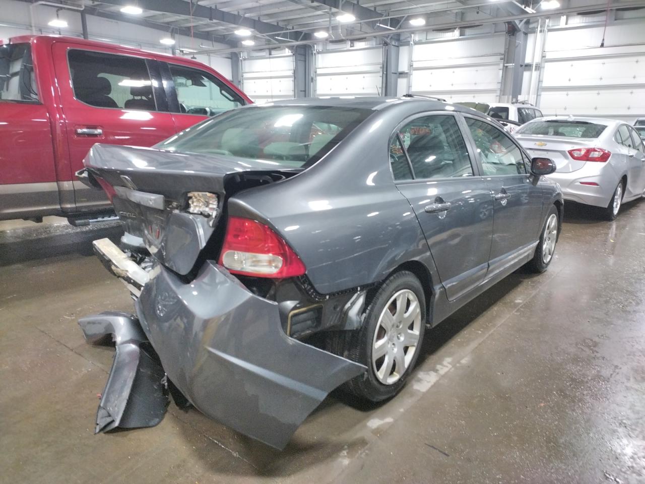 Photo 4 from auction – 2011 HONDA CIVIC LX with VIN 19XFA1E5XBE015018