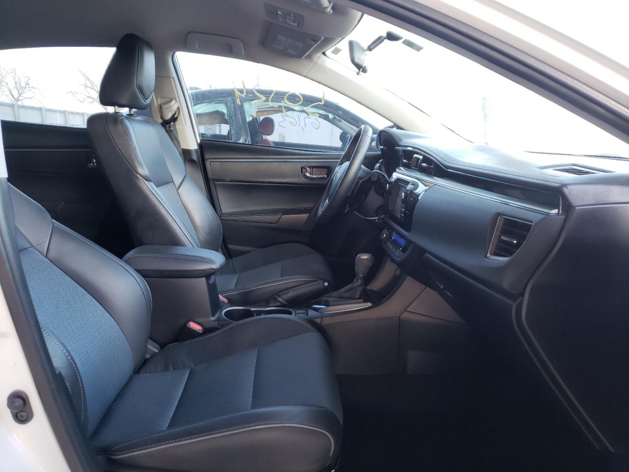 Photo 5 from auction – 2015 TOYOTA COROLLA L with VIN 2T1BURHE7FC275123