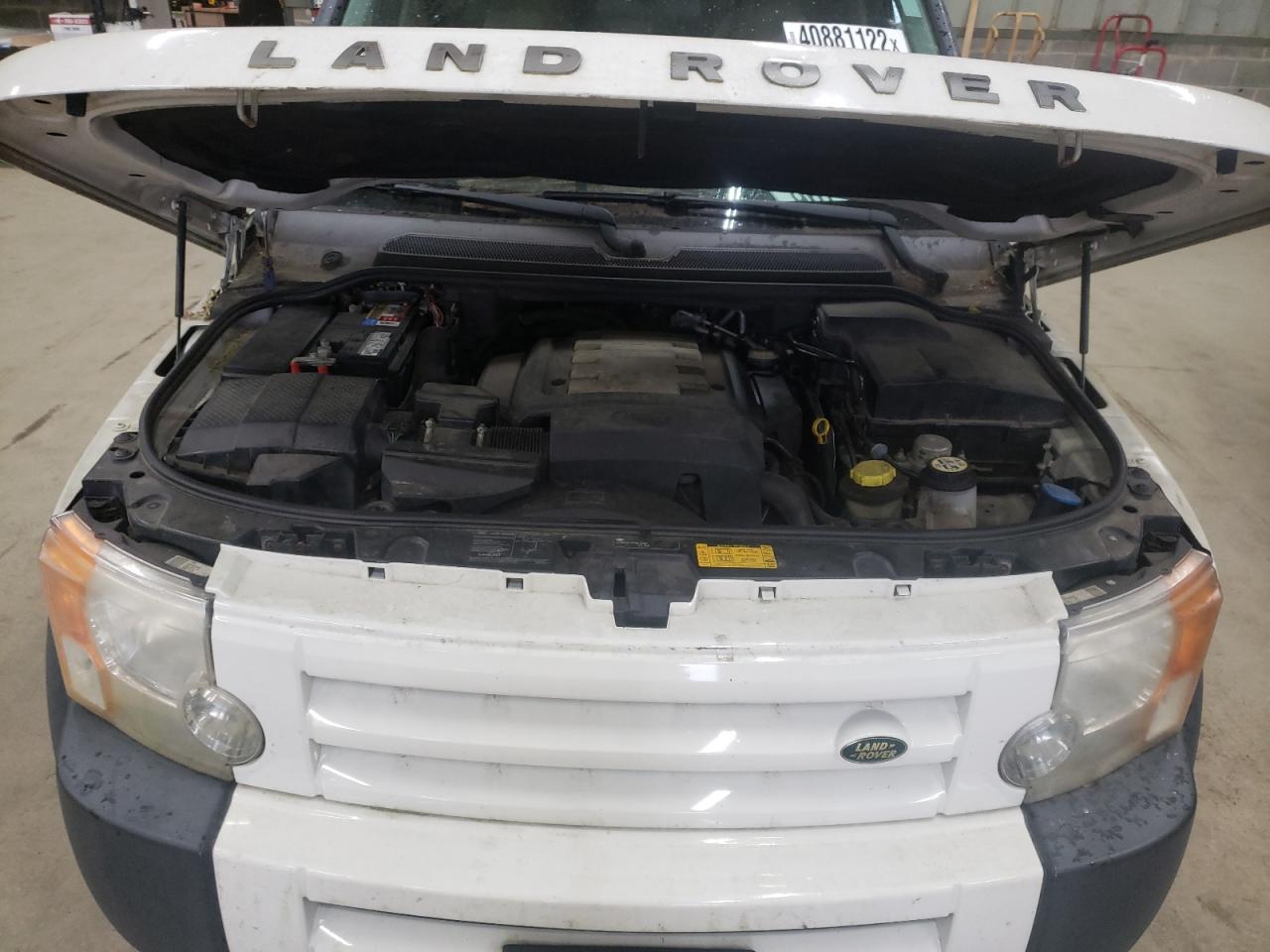 Photo 7 from auction – 2005 LAND ROVER LR3 with VIN SALAA25445A301650