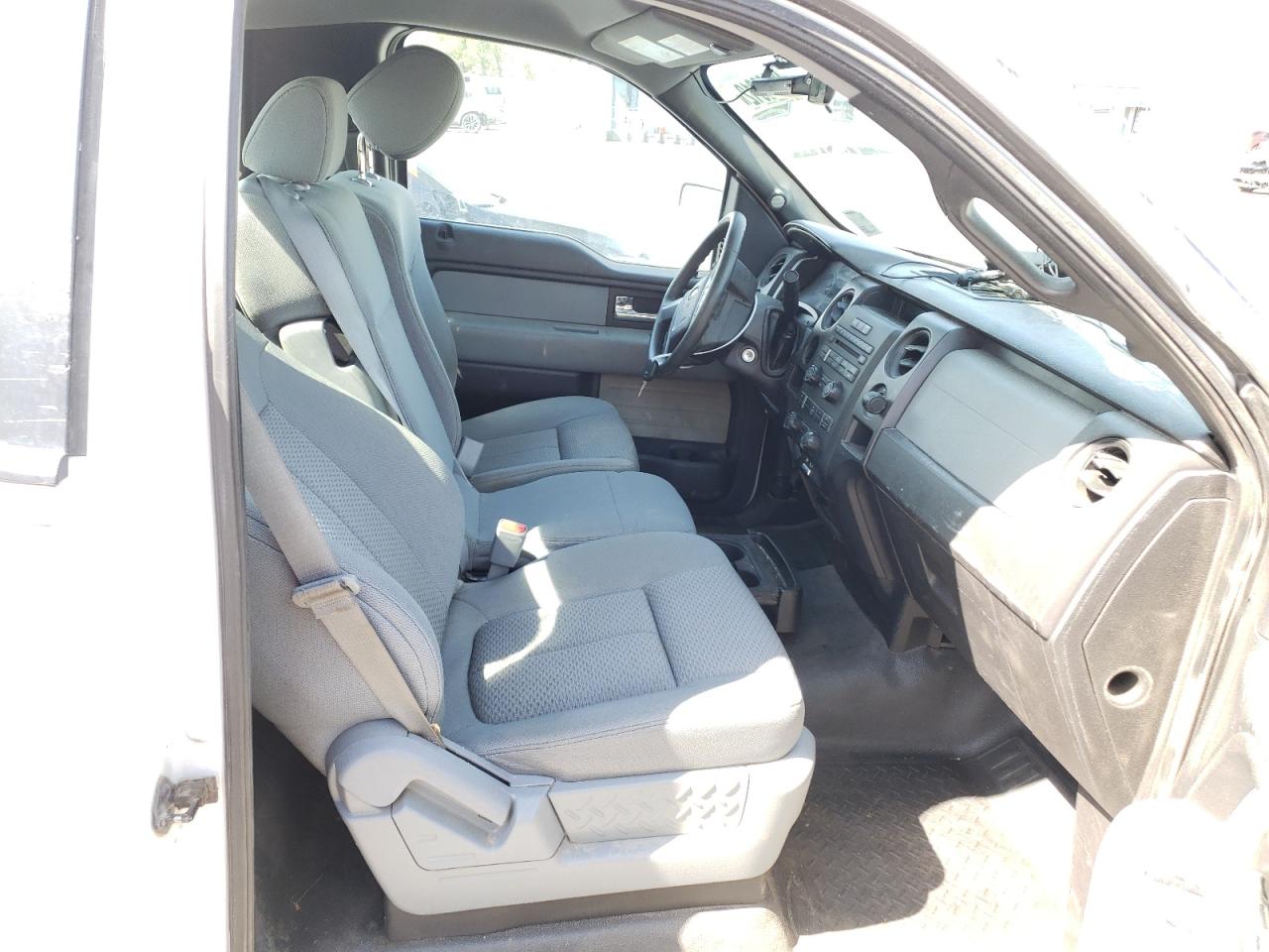 Photo 5 from auction – 2013 FORD F150 with VIN 1FTMF1EM8DFA27046