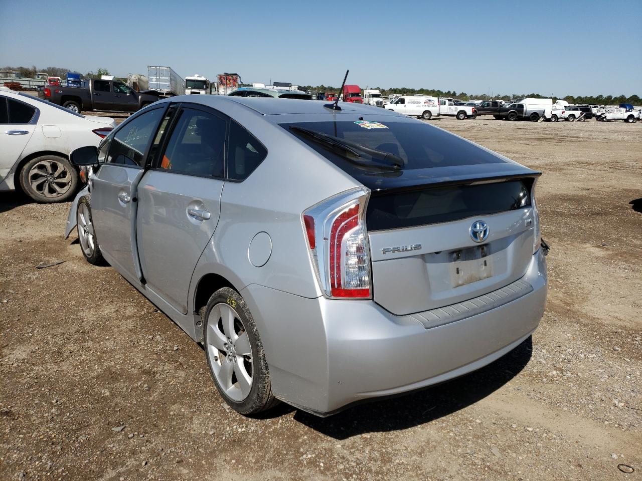 Photo 3 from auction – 2012 TOYOTA PRIUS with VIN JTDKN3DU6C5389131